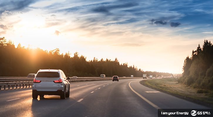 안전한 장거리 운전 팁 썸네일