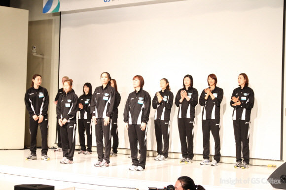 19 주장 남지연 선수와 컴퓨터 세터 이숙자 선수, 시은미, 나현정 선수