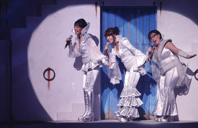 예울마루에서 펼쳐지는 맘마미아의 모습은 어떨까요?