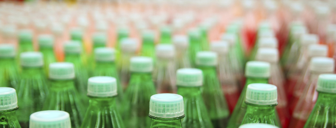 플라스틱 에틸렌이 가장 많이 사용되는 곳은 바로 폴리에틸렌(PE)의 제조입니다.