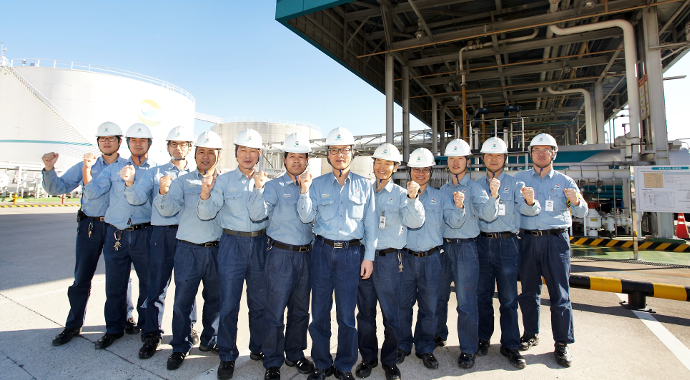 직원 단체 사진